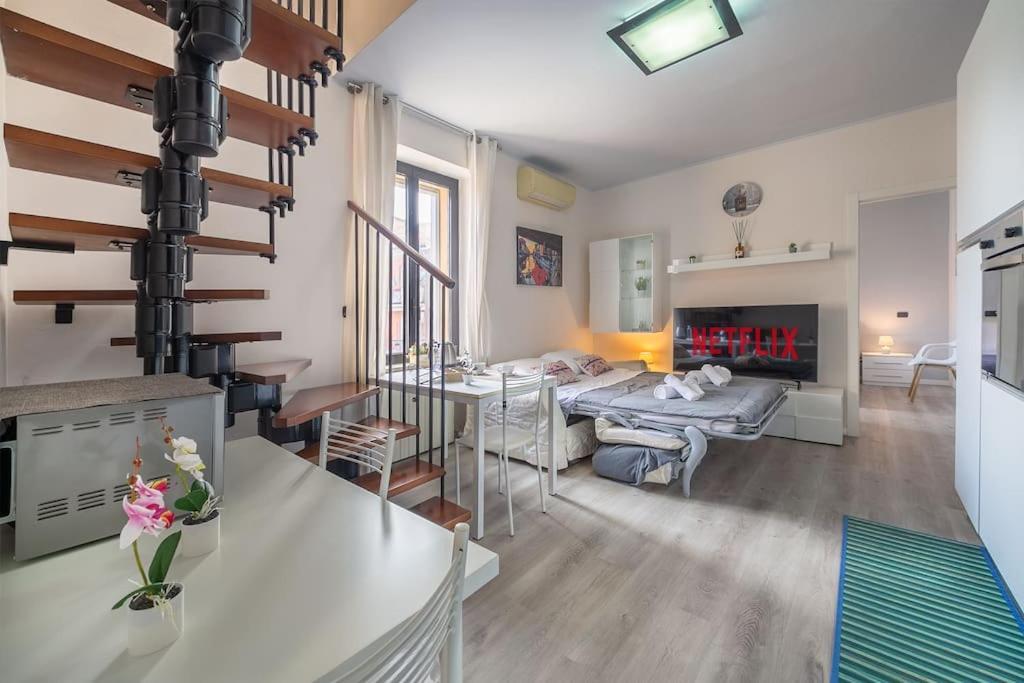 Appartement Ampio Quadrilocale Navigli/forum + Free Parking Milaan